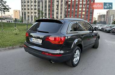 Внедорожник / Кроссовер Audi Q7 2007 в 