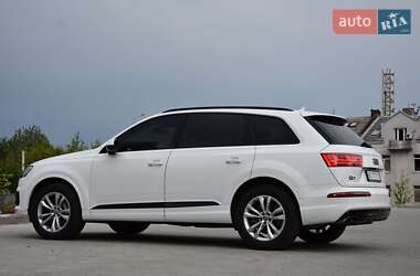 Внедорожник / Кроссовер Audi Q7 2019 в 