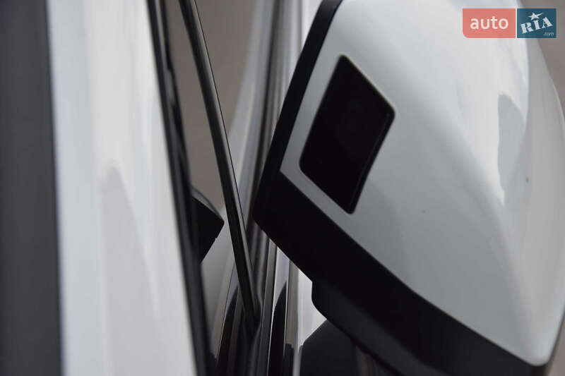 Позашляховик / Кросовер Audi Q7 2019 в Львові