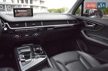Внедорожник / Кроссовер Audi Q7 2019 в 