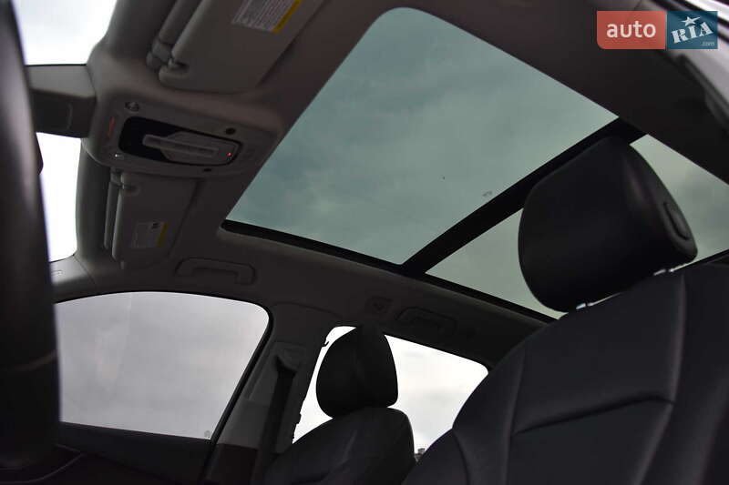 Позашляховик / Кросовер Audi Q7 2019 в Львові