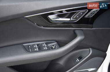 Внедорожник / Кроссовер Audi Q7 2019 в 