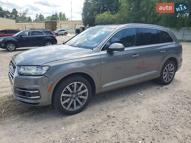 Внедорожник / Кроссовер Audi Q7 2017 в Киеве