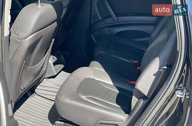 Внедорожник / Кроссовер Audi Q7 2013 в 