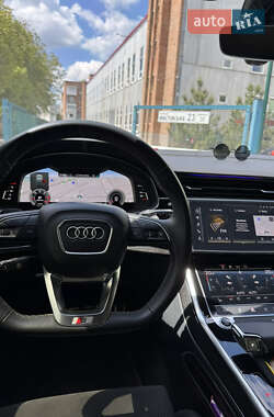 Внедорожник / Кроссовер Audi Q7 2021 в 