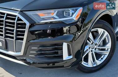 Внедорожник / Кроссовер Audi Q7 2020 в 
