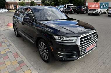 Внедорожник / Кроссовер Audi Q7 2017 в Вараше