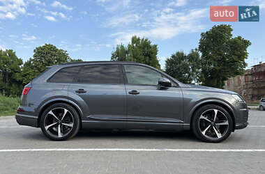 Позашляховик / Кросовер Audi Q7 2016 в Бережанах