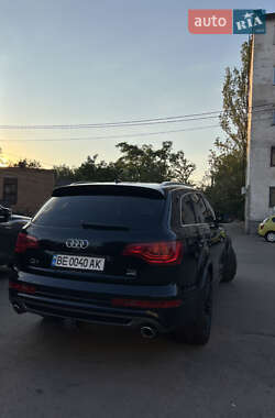 Внедорожник / Кроссовер Audi Q7 2011 в 