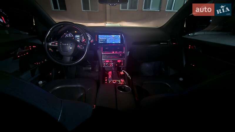 Позашляховик / Кросовер Audi Q7 2013 в Одесі