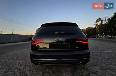 Внедорожник / Кроссовер Audi Q7 2013 в 