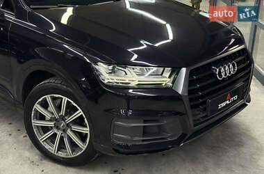Позашляховик / Кросовер Audi Q7 2016 в 
