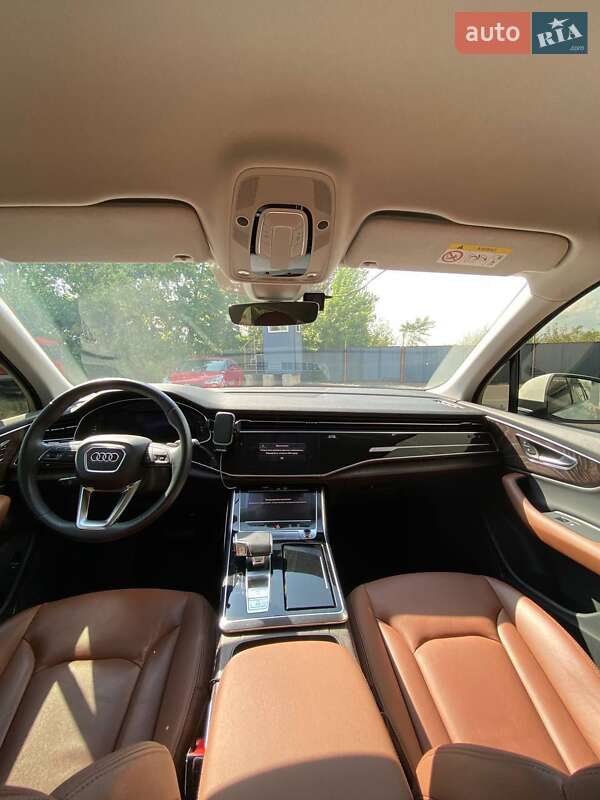 Позашляховик / Кросовер Audi Q7 2020 в Одесі