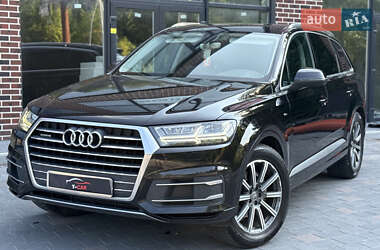 Внедорожник / Кроссовер Audi Q7 2015 в Тернополе