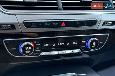 Внедорожник / Кроссовер Audi Q7 2015 в 