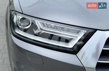 Внедорожник / Кроссовер Audi Q7 2015 в 