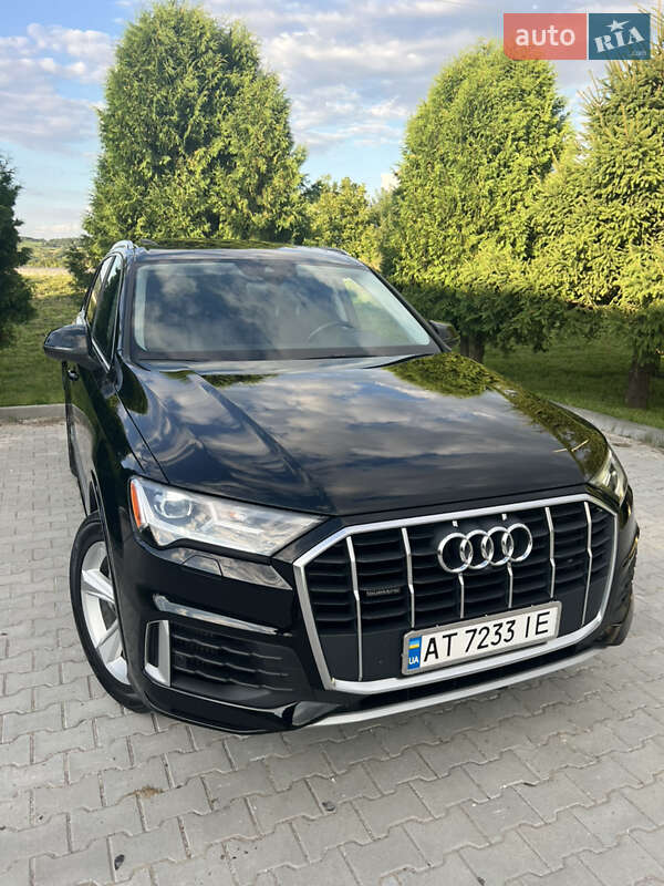 Позашляховик / Кросовер Audi Q7 2020 в Івано-Франківську