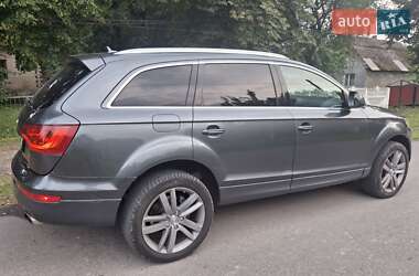 Внедорожник / Кроссовер Audi Q7 2013 в 