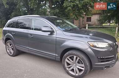 Внедорожник / Кроссовер Audi Q7 2013 в 
