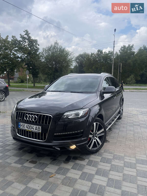 Внедорожник / Кроссовер Audi Q7 2014 в 