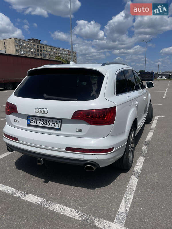 Позашляховик / Кросовер Audi Q7 2014 в Кропивницькому