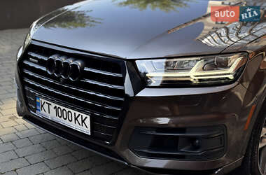 Внедорожник / Кроссовер Audi Q7 2018 в 