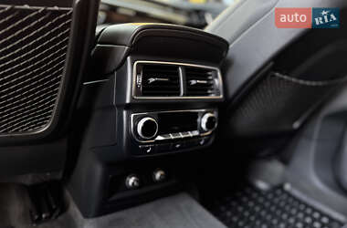 Внедорожник / Кроссовер Audi Q7 2018 в 