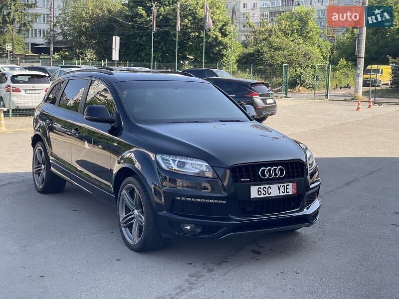 Внедорожник / Кроссовер Audi Q7 2014 в Черновцах