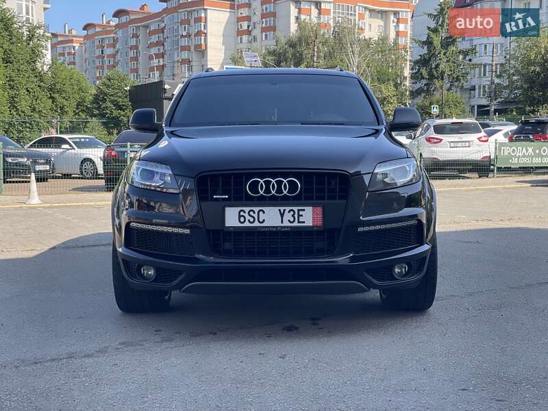 Внедорожник / Кроссовер Audi Q7 2014 в Черновцах