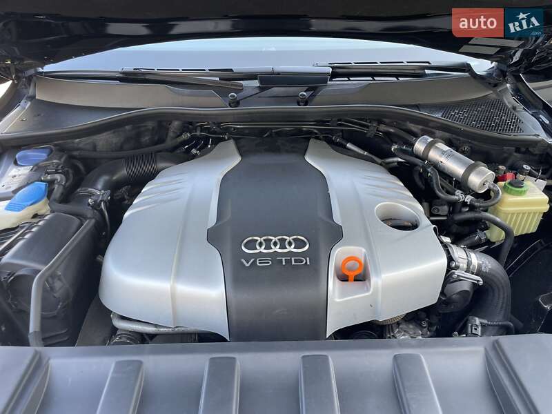 Внедорожник / Кроссовер Audi Q7 2014 в Черновцах