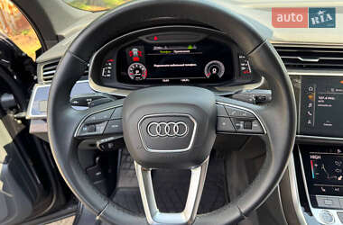 Внедорожник / Кроссовер Audi Q7 2021 в 