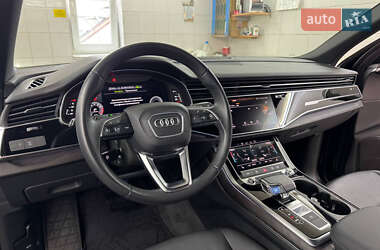 Внедорожник / Кроссовер Audi Q7 2021 в 