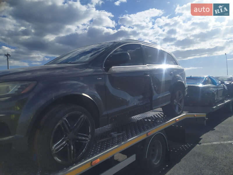 Внедорожник / Кроссовер Audi Q7 2010 в Черновцах