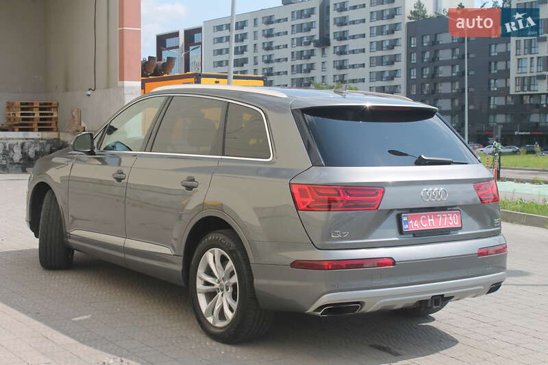 Внедорожник / Кроссовер Audi Q7 2017 в Львове