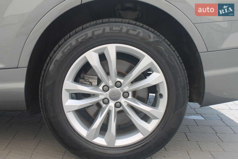 Внедорожник / Кроссовер Audi Q7 2017 в Львове