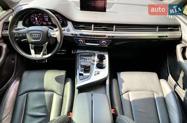 Внедорожник / Кроссовер Audi Q7 2018 в 