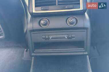 Внедорожник / Кроссовер Audi Q7 2011 в 