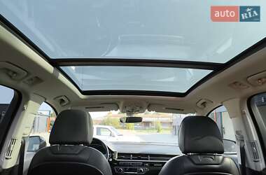 Внедорожник / Кроссовер Audi Q7 2015 в 