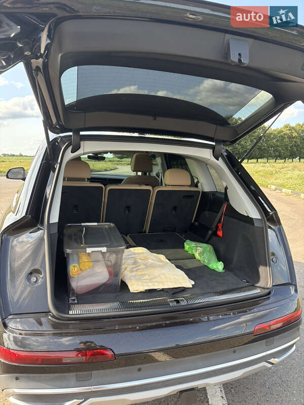 Внедорожник / Кроссовер Audi Q7 2019 в Сумах