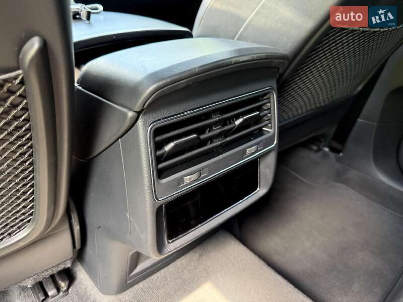 Внедорожник / Кроссовер Audi Q7 2020 в Каменец-Подольском