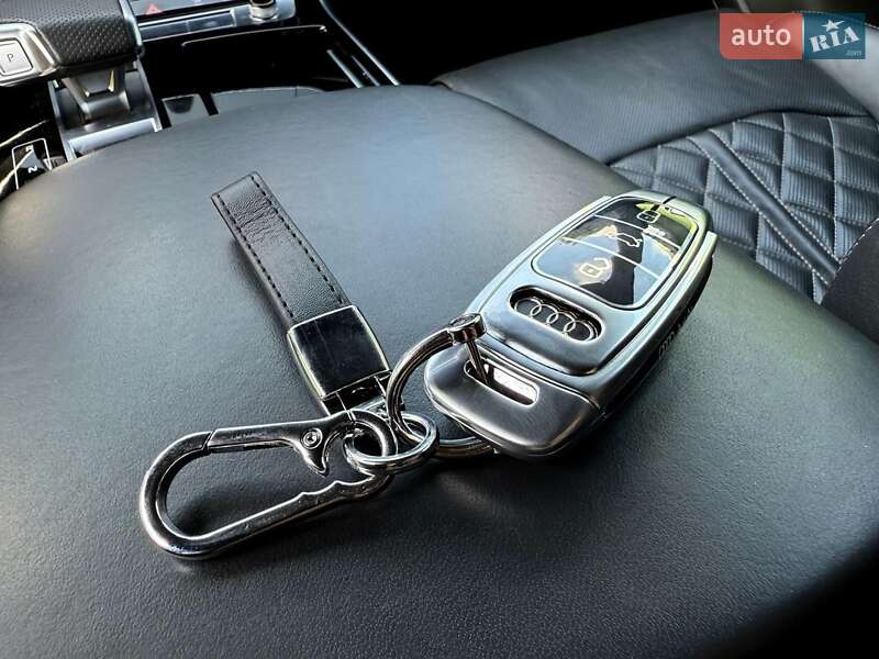 Внедорожник / Кроссовер Audi Q7 2020 в Каменец-Подольском