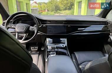 Внедорожник / Кроссовер Audi Q7 2020 в 