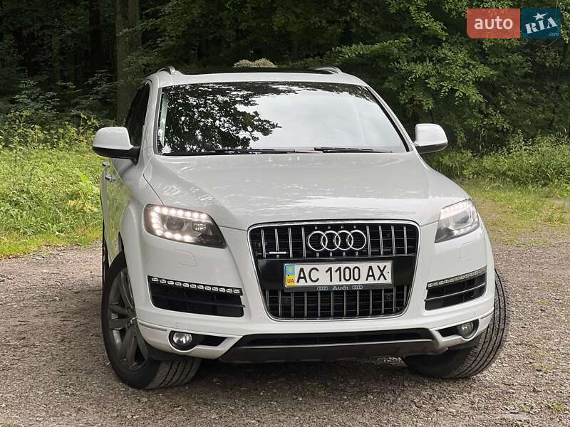 Позашляховик / Кросовер Audi Q7 2012 в Луцьку