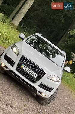 Внедорожник / Кроссовер Audi Q7 2012 в 