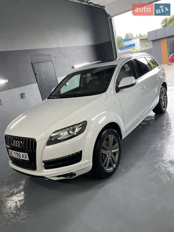Позашляховик / Кросовер Audi Q7 2012 в Луцьку