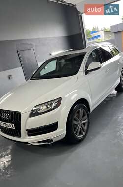 Внедорожник / Кроссовер Audi Q7 2012 в 