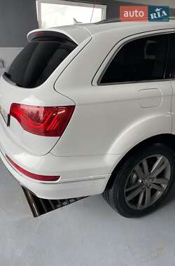 Внедорожник / Кроссовер Audi Q7 2012 в 