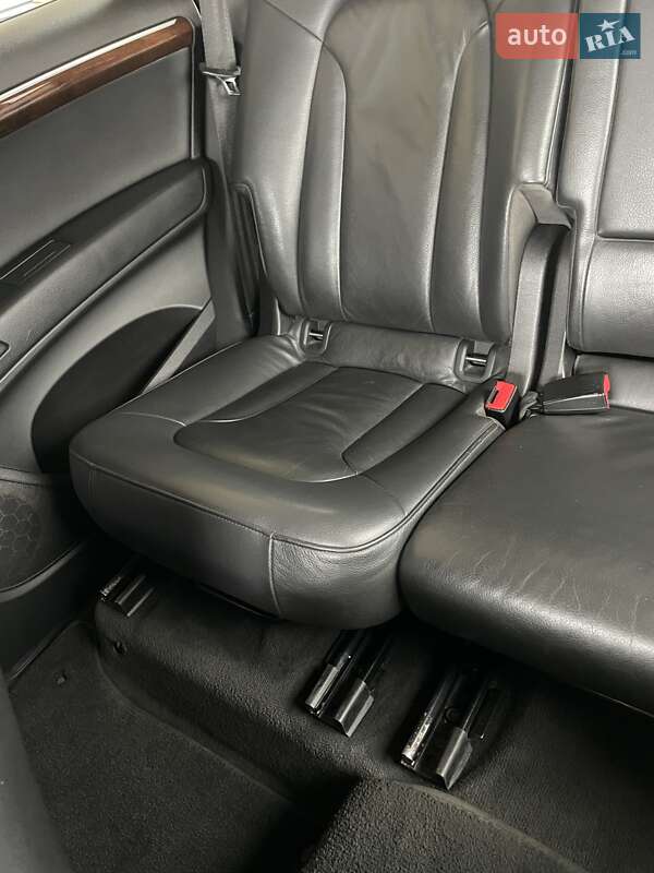 Позашляховик / Кросовер Audi Q7 2012 в Луцьку