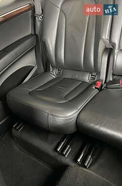 Внедорожник / Кроссовер Audi Q7 2012 в 