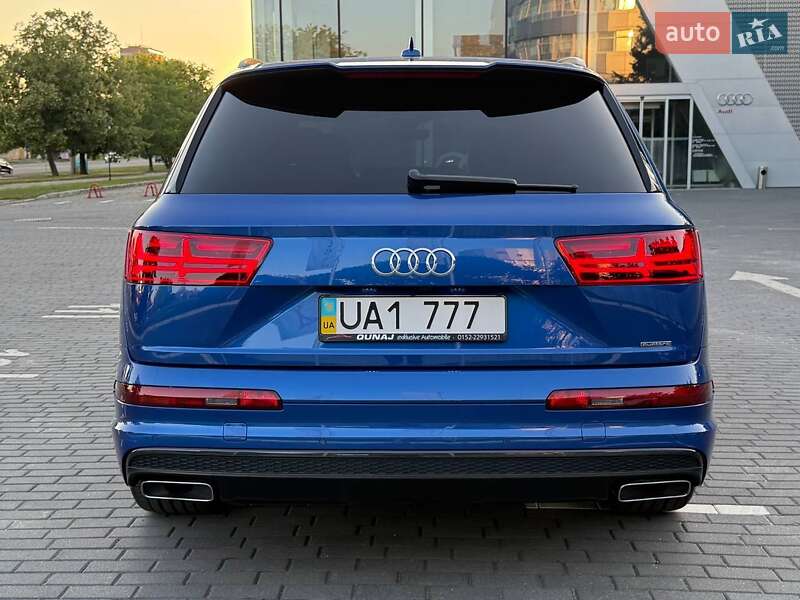Внедорожник / Кроссовер Audi Q7 2016 в Харькове